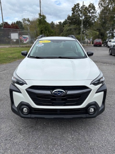 Used 2023 Subaru Outback image 2