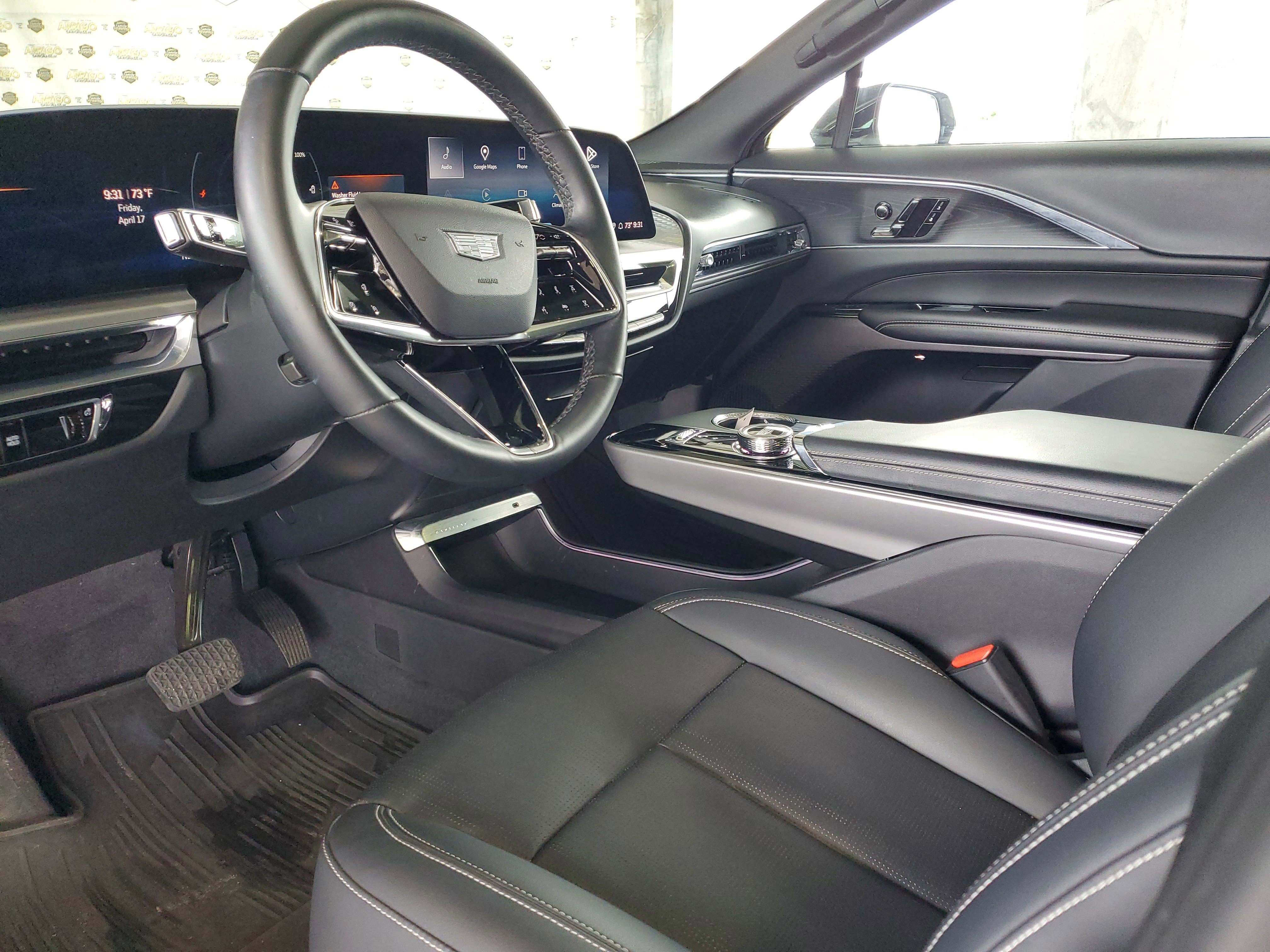 Used 2024 Cadillac Lyriq Luxury image 16