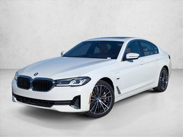 Used 2023 BMW 530e w/ Premium Package image 1