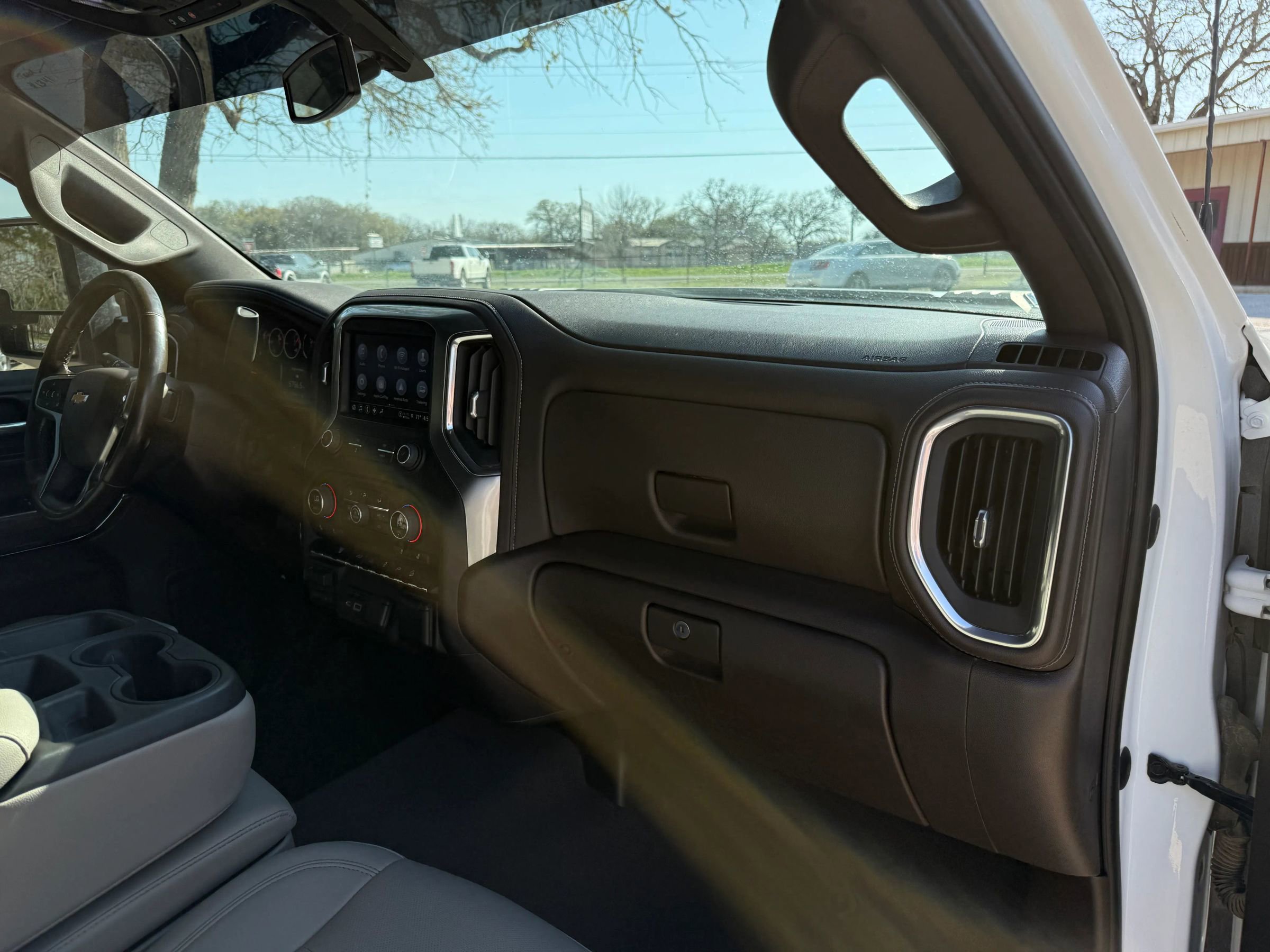 Used 2022 Chevrolet Silverado 2500 LTZ w/ Gooseneck/5TH Wheel Package image 15