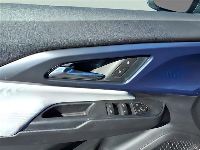 New 2026 Chevrolet Equinox EV LT image 15