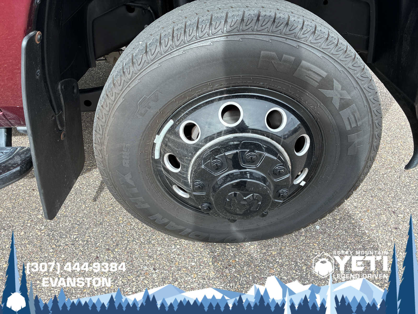 Used 2024 RAM 3500 Laramie w/ Night Edition image 31