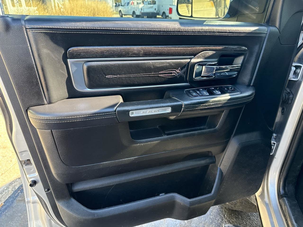 Used 2018 RAM 2500 Limited AWD/4WD image 21