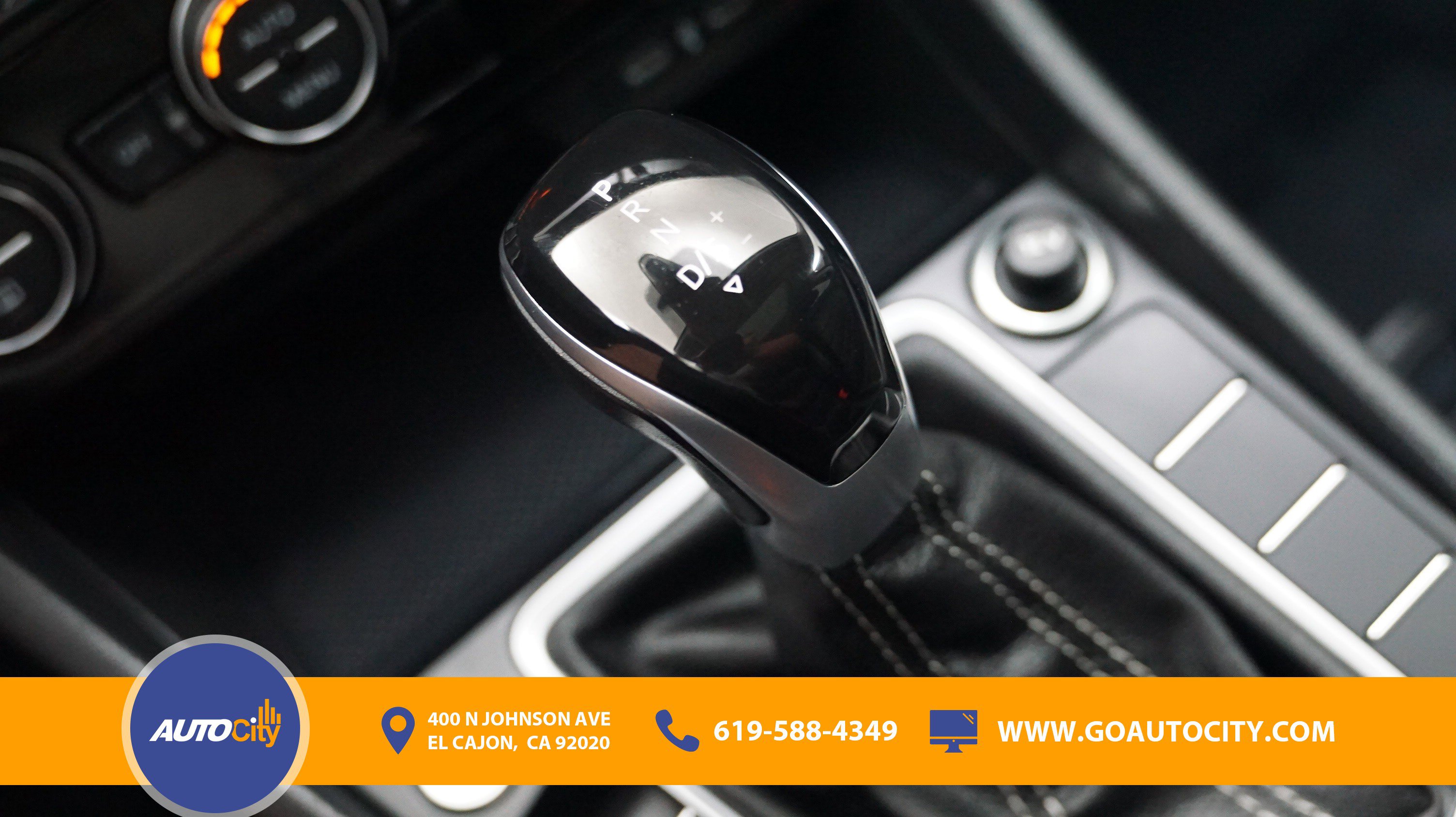 Used 2024 Volkswagen Jetta SE image 25