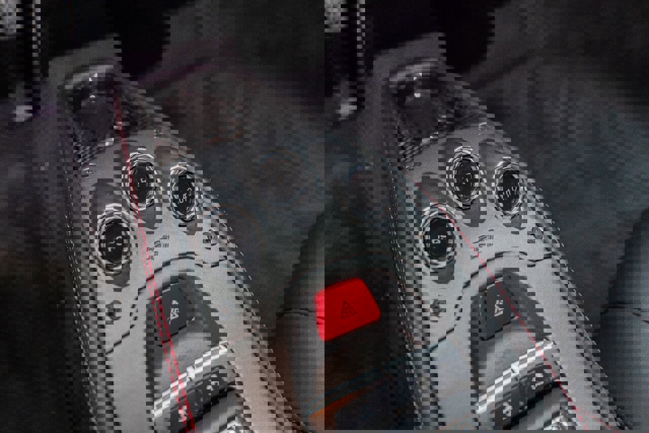 Used 2011 Ferrari 458 Italia Coupe RWD image 77