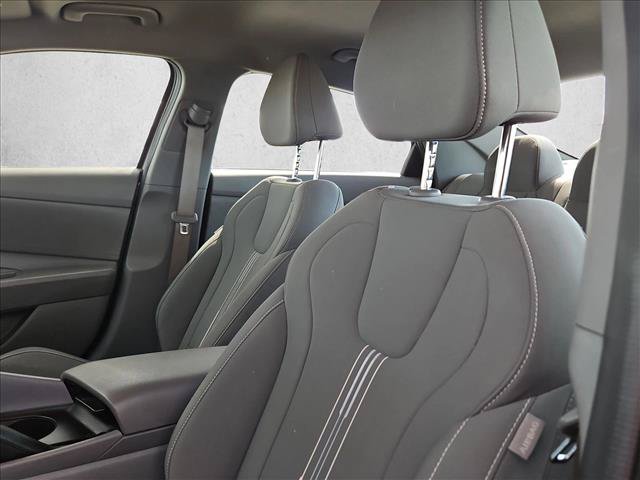 Used 2024 Hyundai Elantra SEL FWD image 14