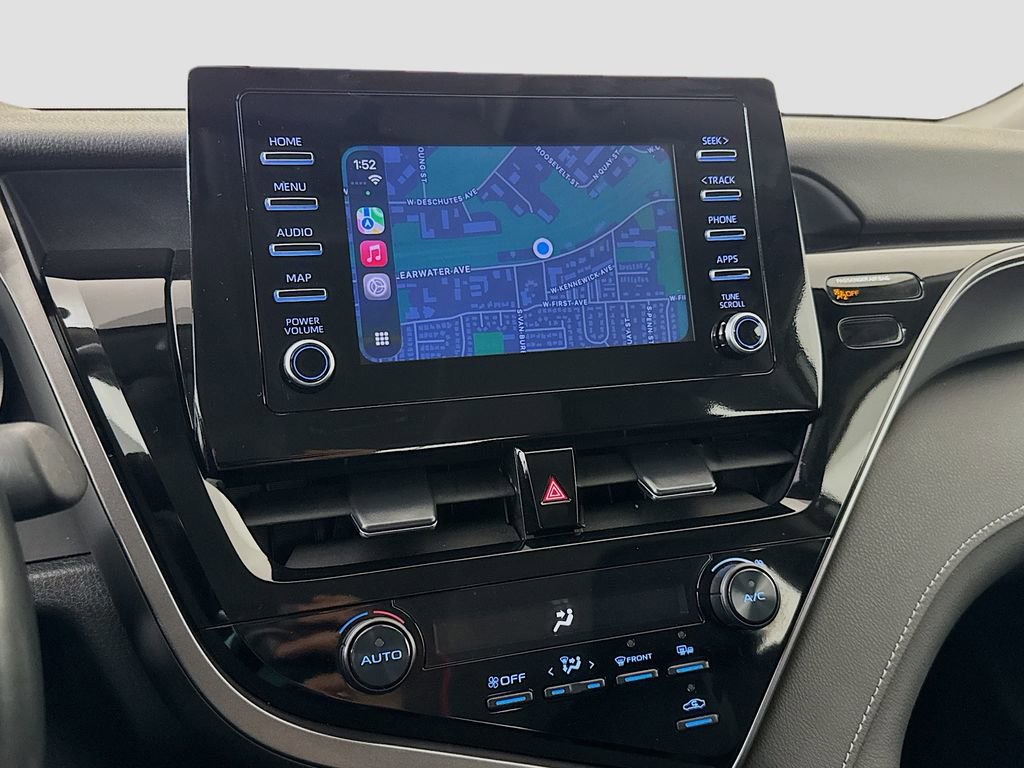 Used 2024 Toyota Camry SE FWD image 15