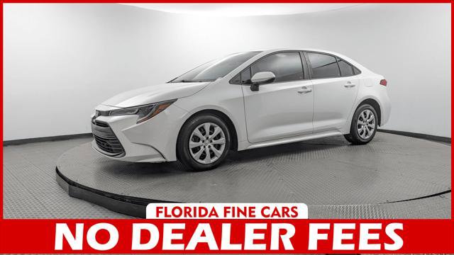 Used 2023 Toyota Corolla LE FWD image 1