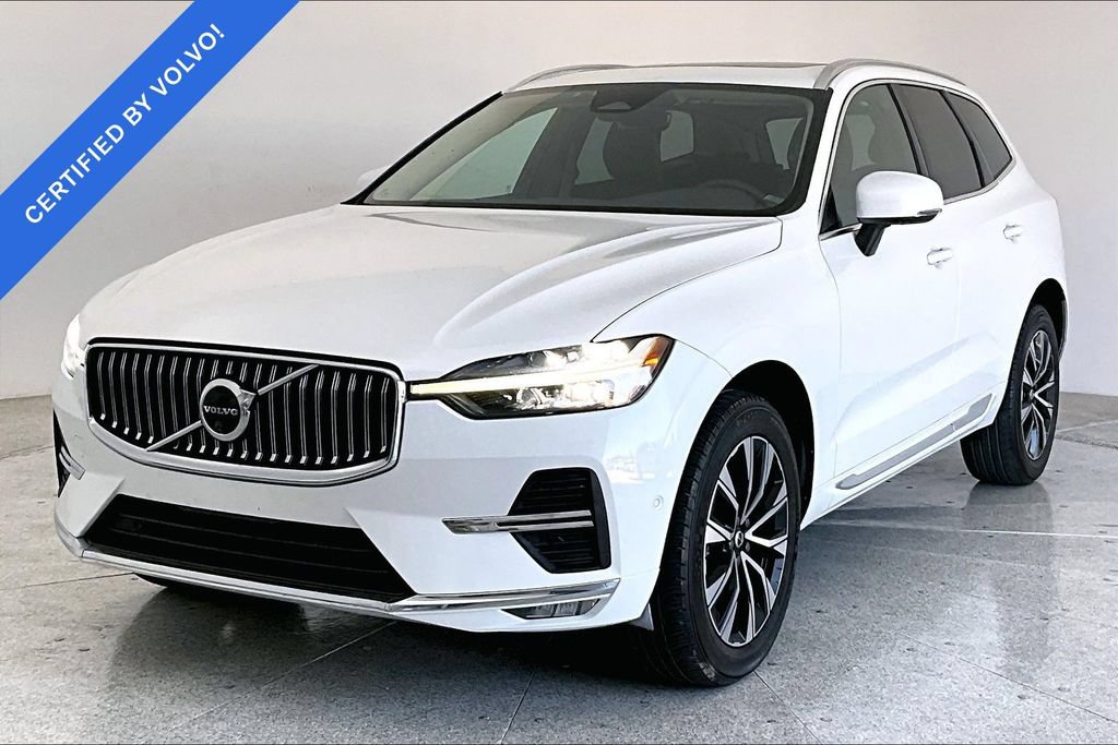 Used 2023 Volvo XC60 B5 Plus AWD/4WD image 12