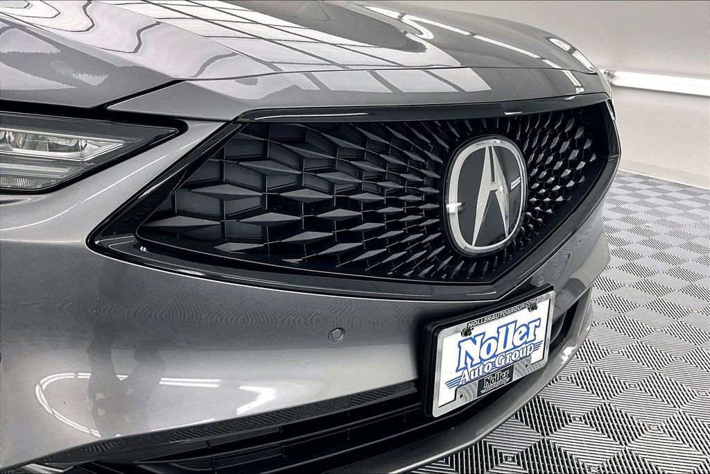 Used 2023 Acura MDX A-Spec image 29