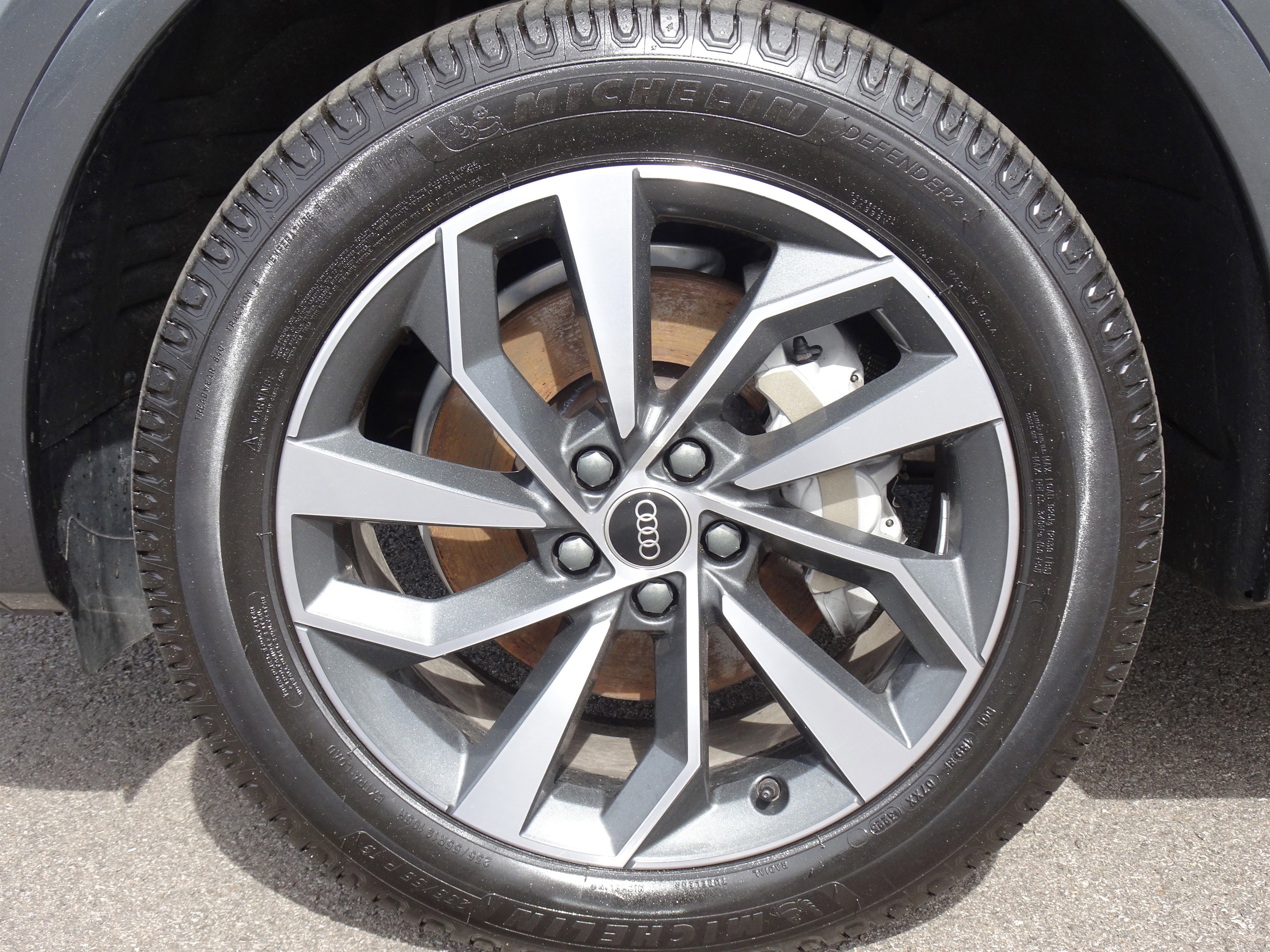Certified 2023 Audi Q5 2.0T Premium Plus w/ Premium Plus Package AWD/4WD image 19