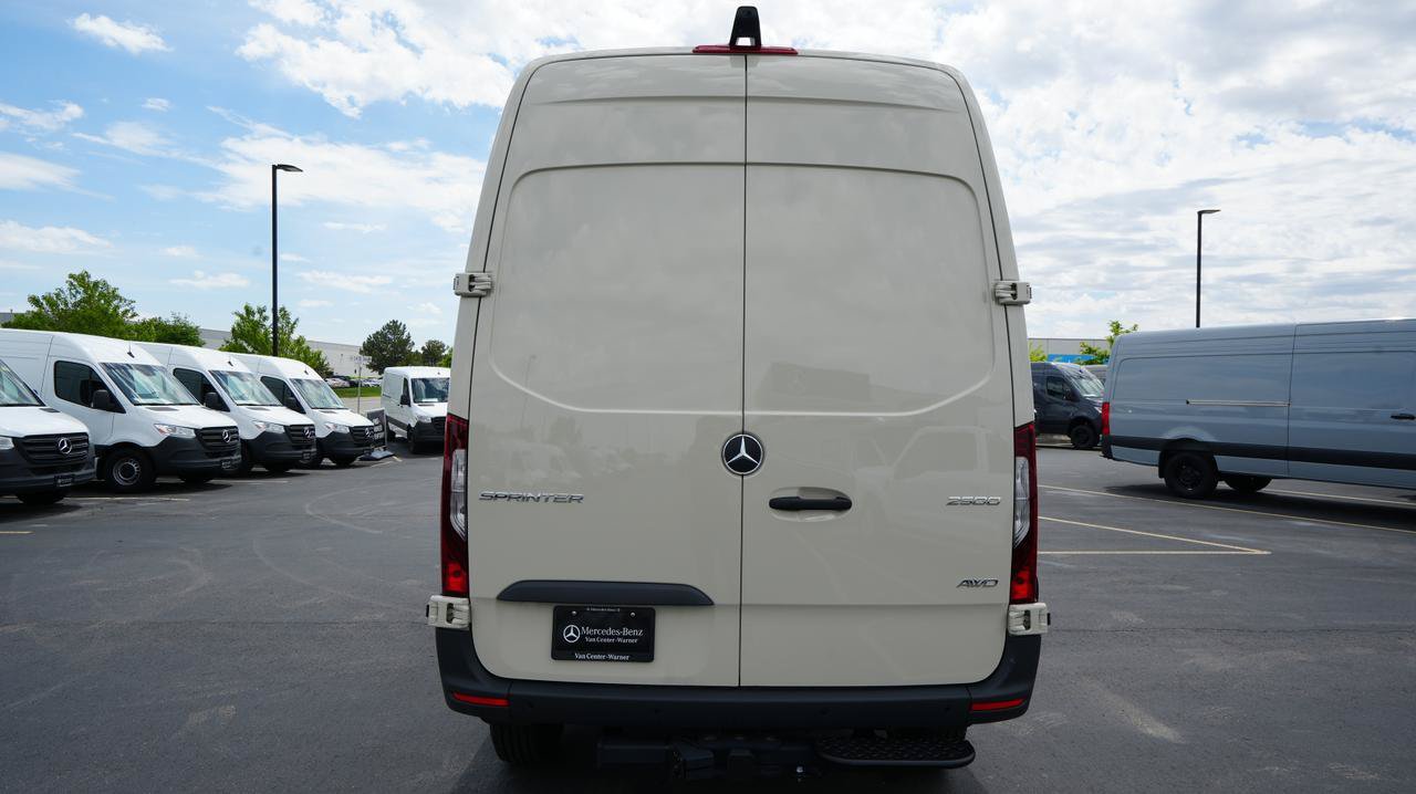 New 2026 Mercedes-Benz Sprinter 2500 image 6