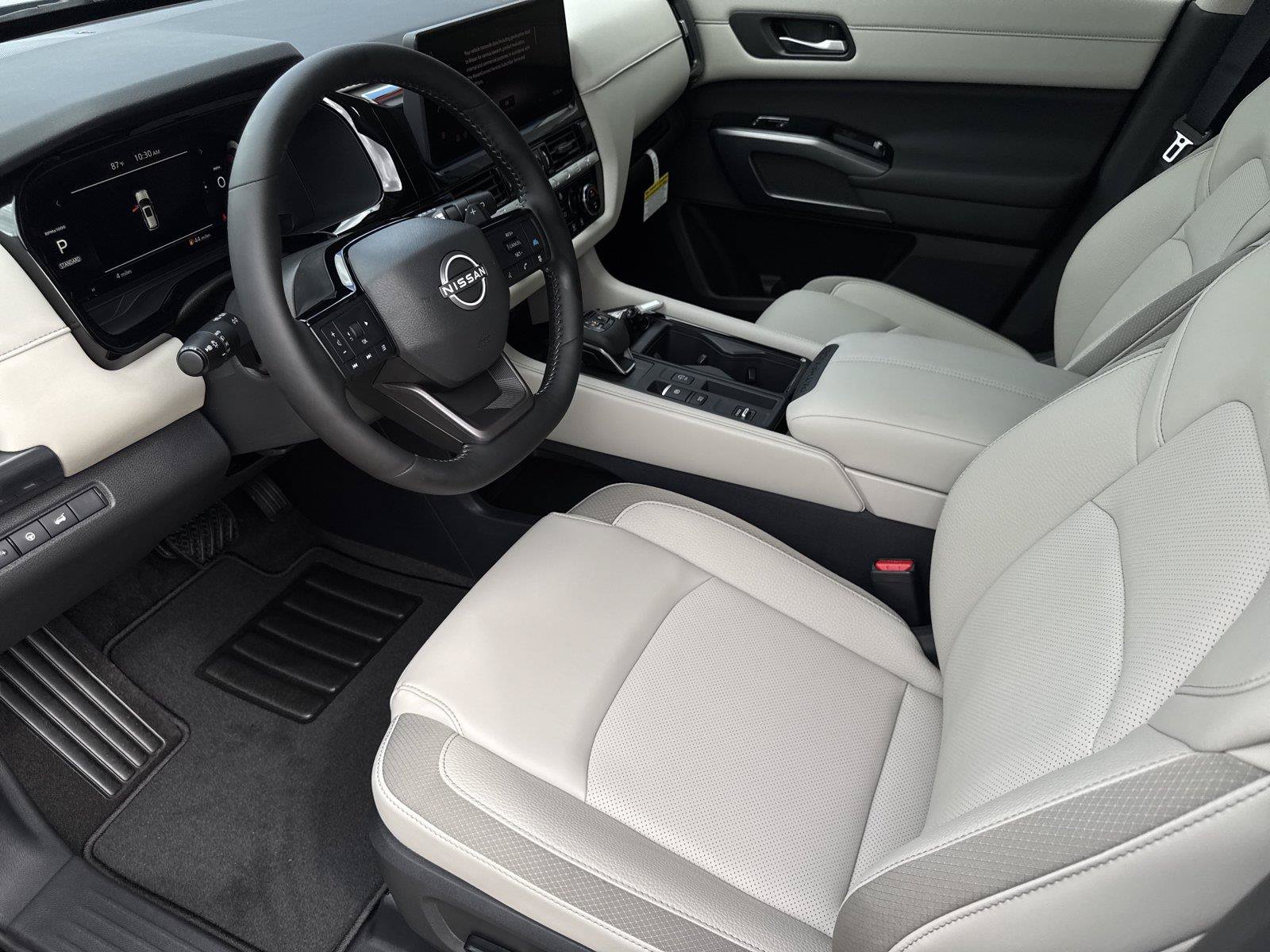 New 2026 Nissan Pathfinder SL FWD image 8