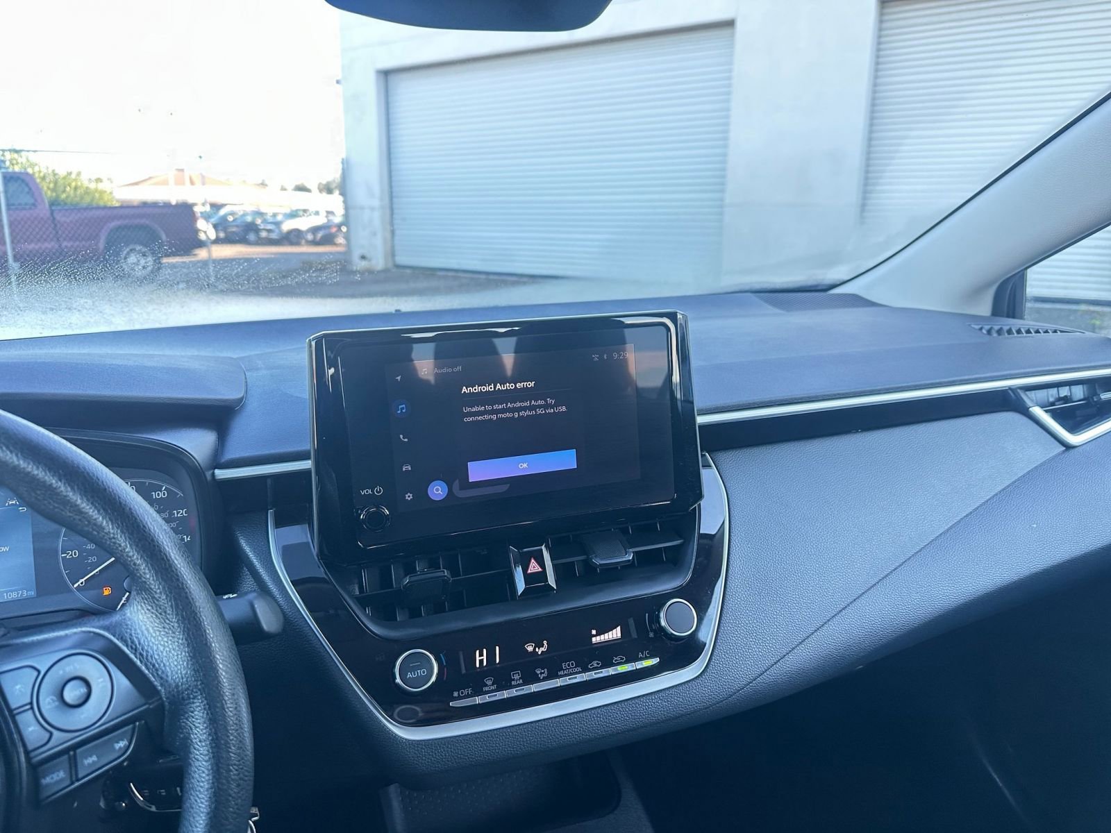 Used 2025 Toyota Corolla LE image 21