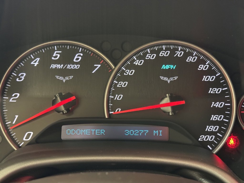 Used 2009 Chevrolet Corvette Coupe image 24