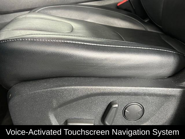 Used 2020 Ford Edge Titanium w/ Equipment Group 301A image 19