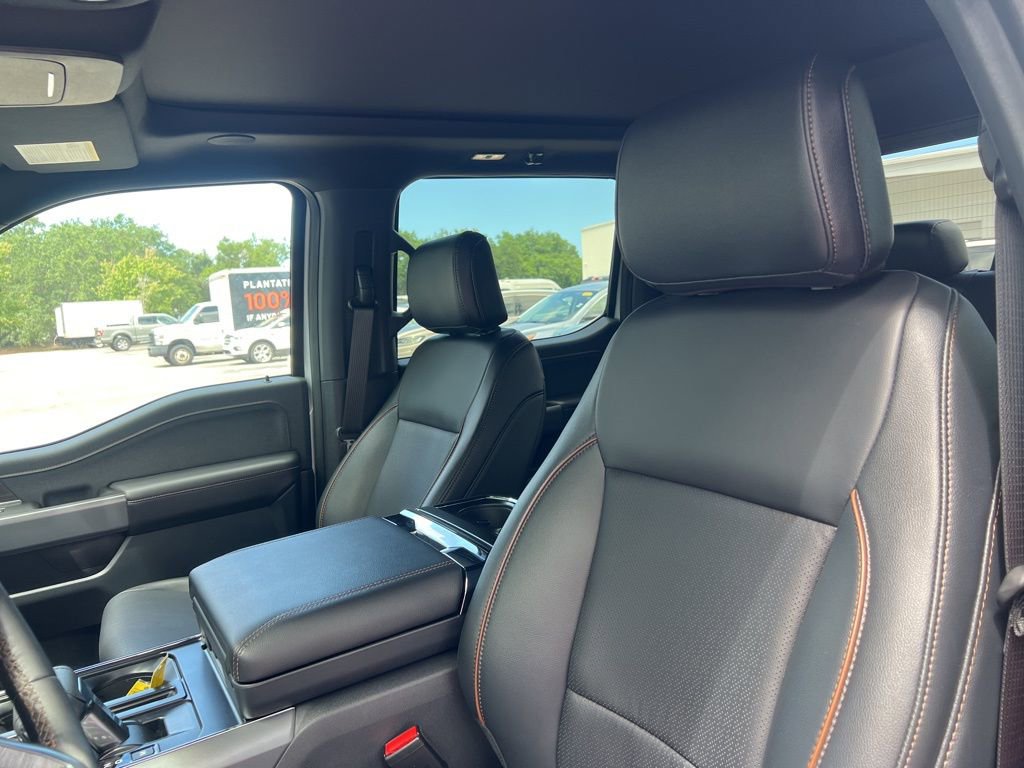 Used 2025 Ford F150 Lariat w/ Equipment Group 502A High image 10