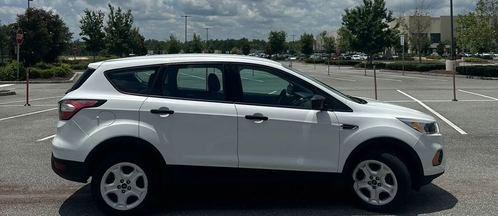 Used 2017 Ford Escape S FWD image 4