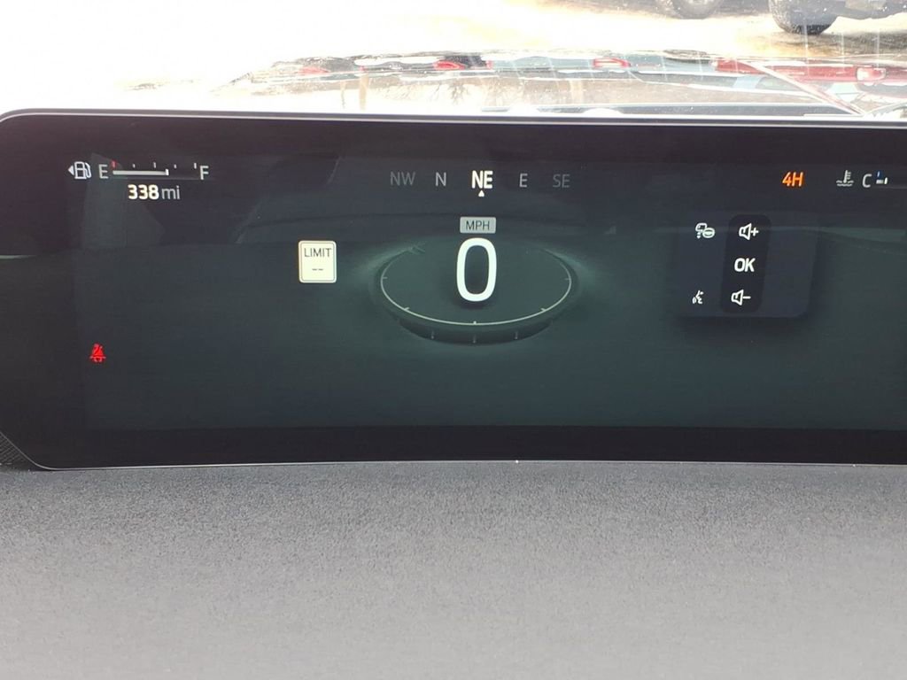 Used 2025 Ford Expedition Max Platinum image 25