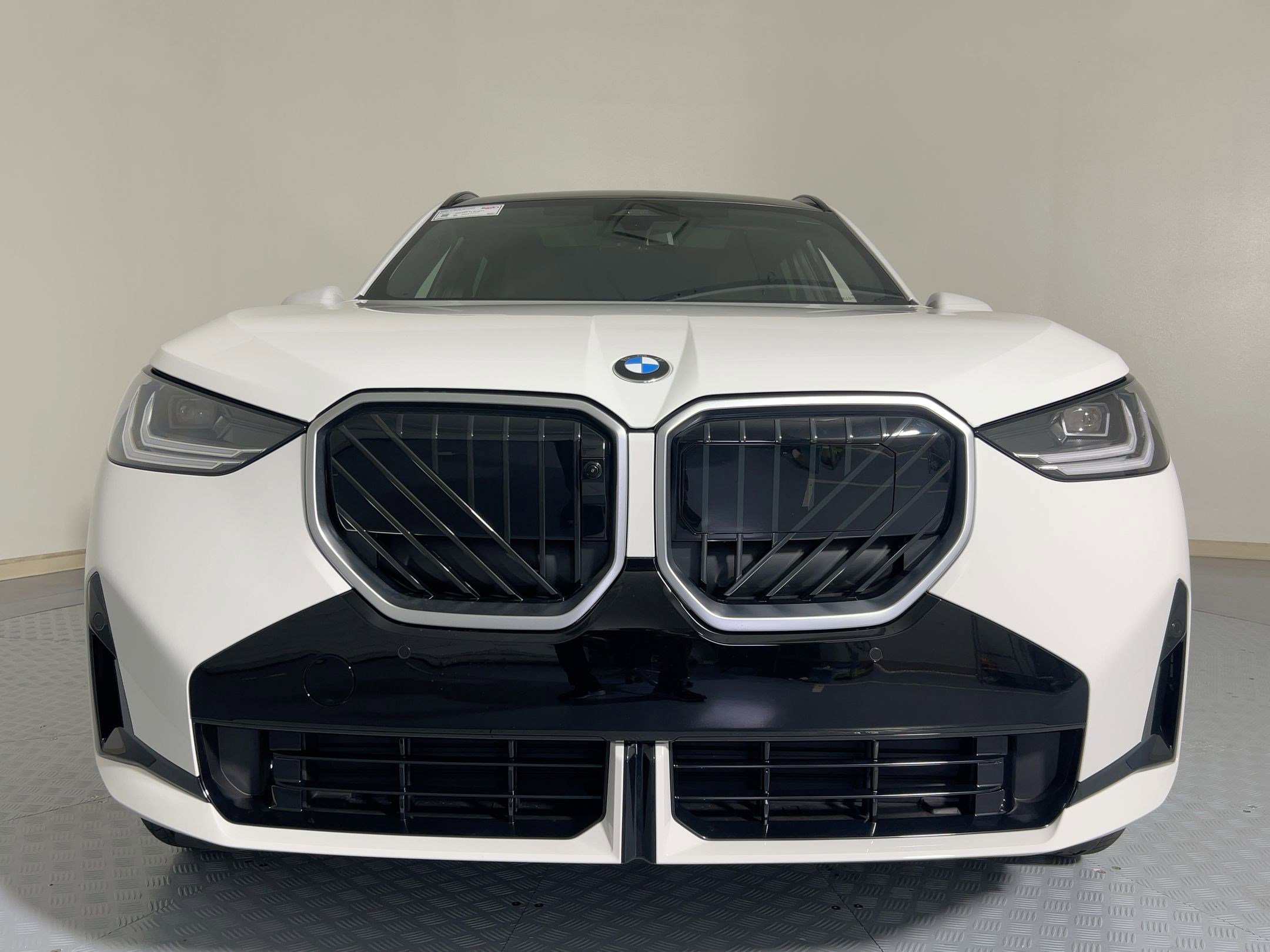 Used 2026 BMW X3 xDrive30 w/ Premium Package image 5