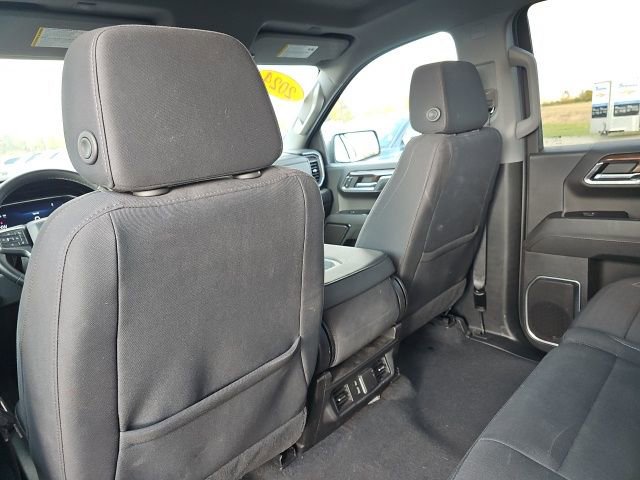 Used 2024 Chevrolet Silverado 1500 LT image 24