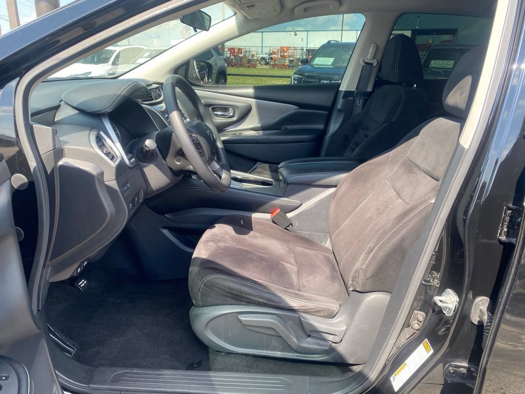 Used 2020 Nissan Murano S w/ Technology Package FWD image 9