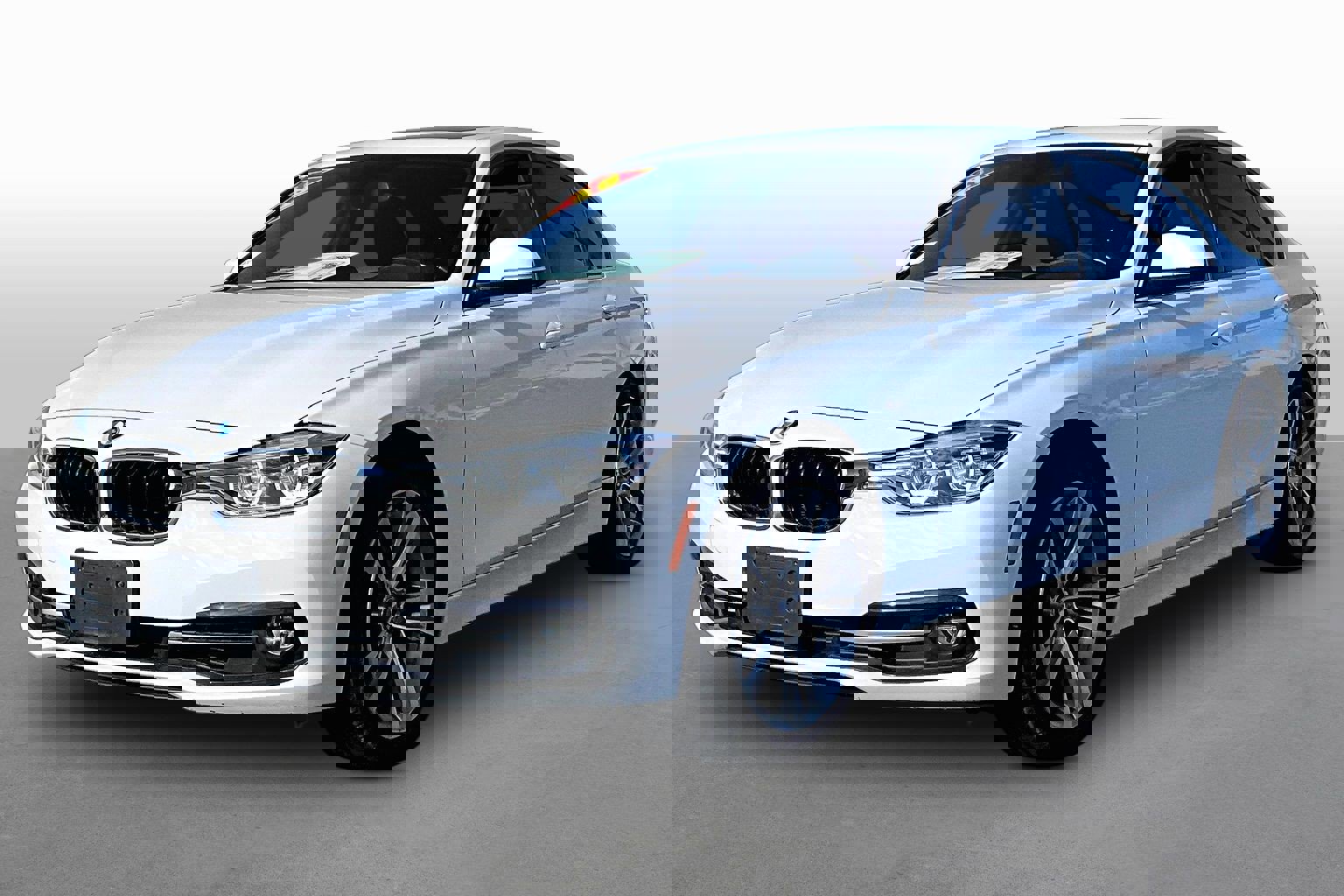 Used 2018 BMW 330i Sedan w/ Convenience Package image 1