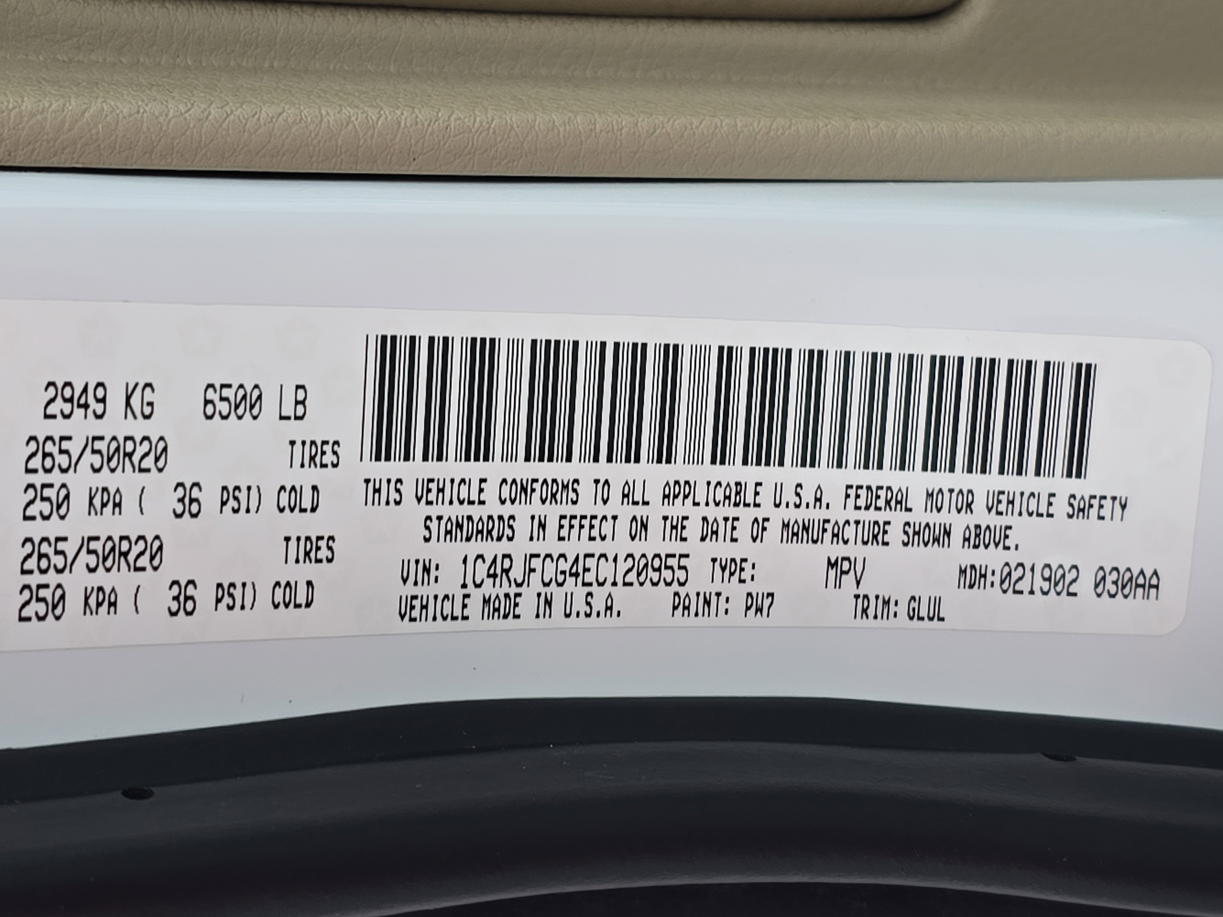 Used 2014 Jeep Grand Cherokee Overland image 36