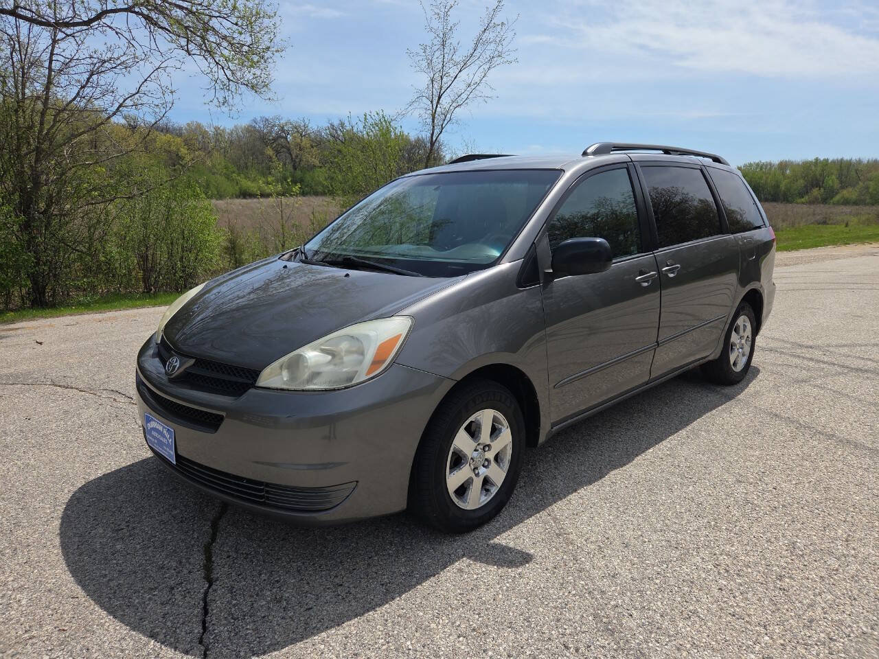 Used 2005 Toyota Sienna LE FWD image 2