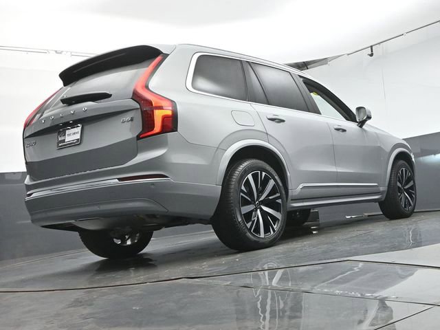 Used 2025 Volvo XC90 B6 Core w/ Protection Package image 38