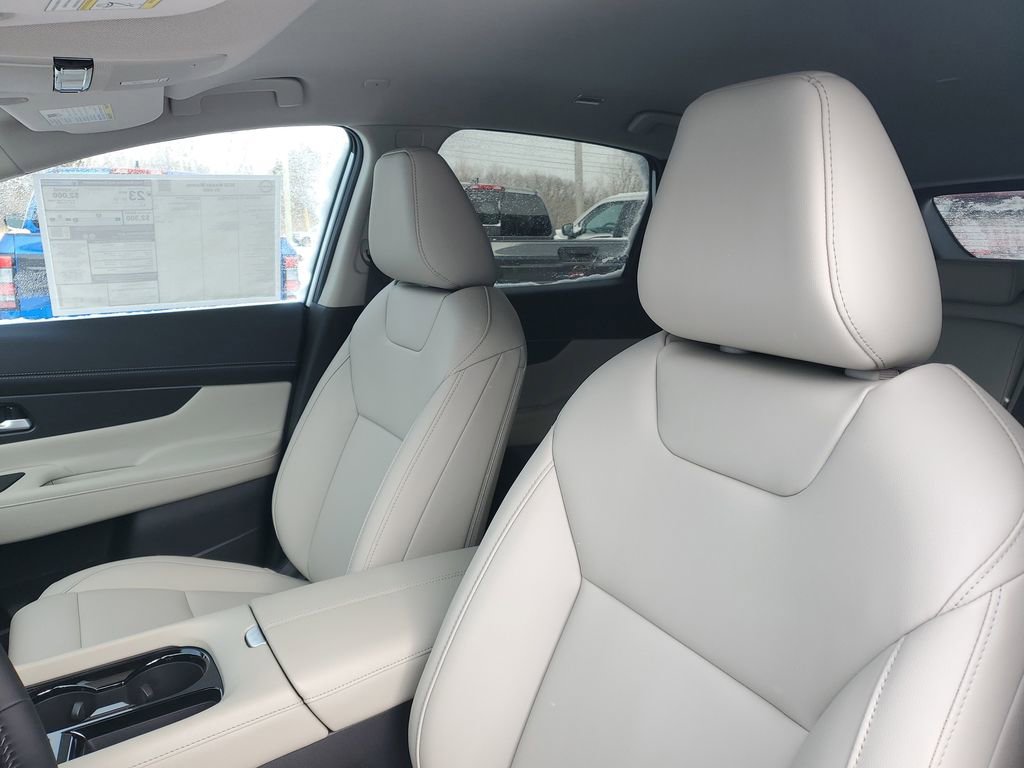 New 2026 Nissan Murano SV image 11