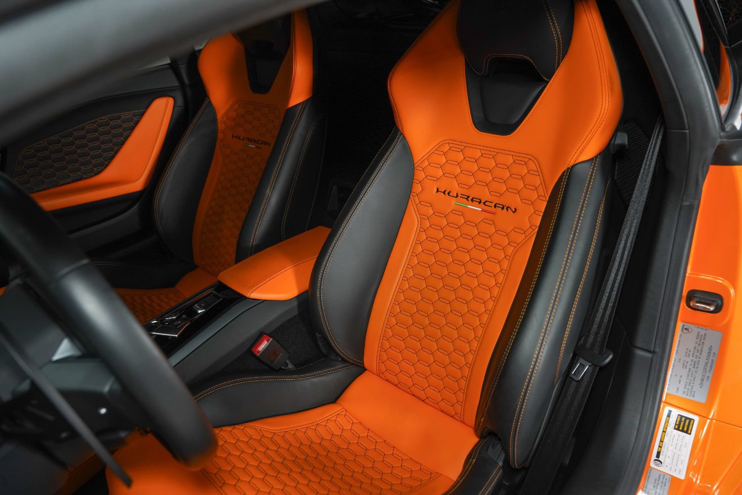 Used 2017 Lamborghini Huracan LP 580-2 RWD image 34