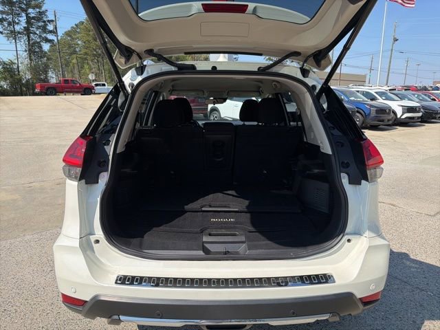 Used 2020 Nissan Rogue SV image 12