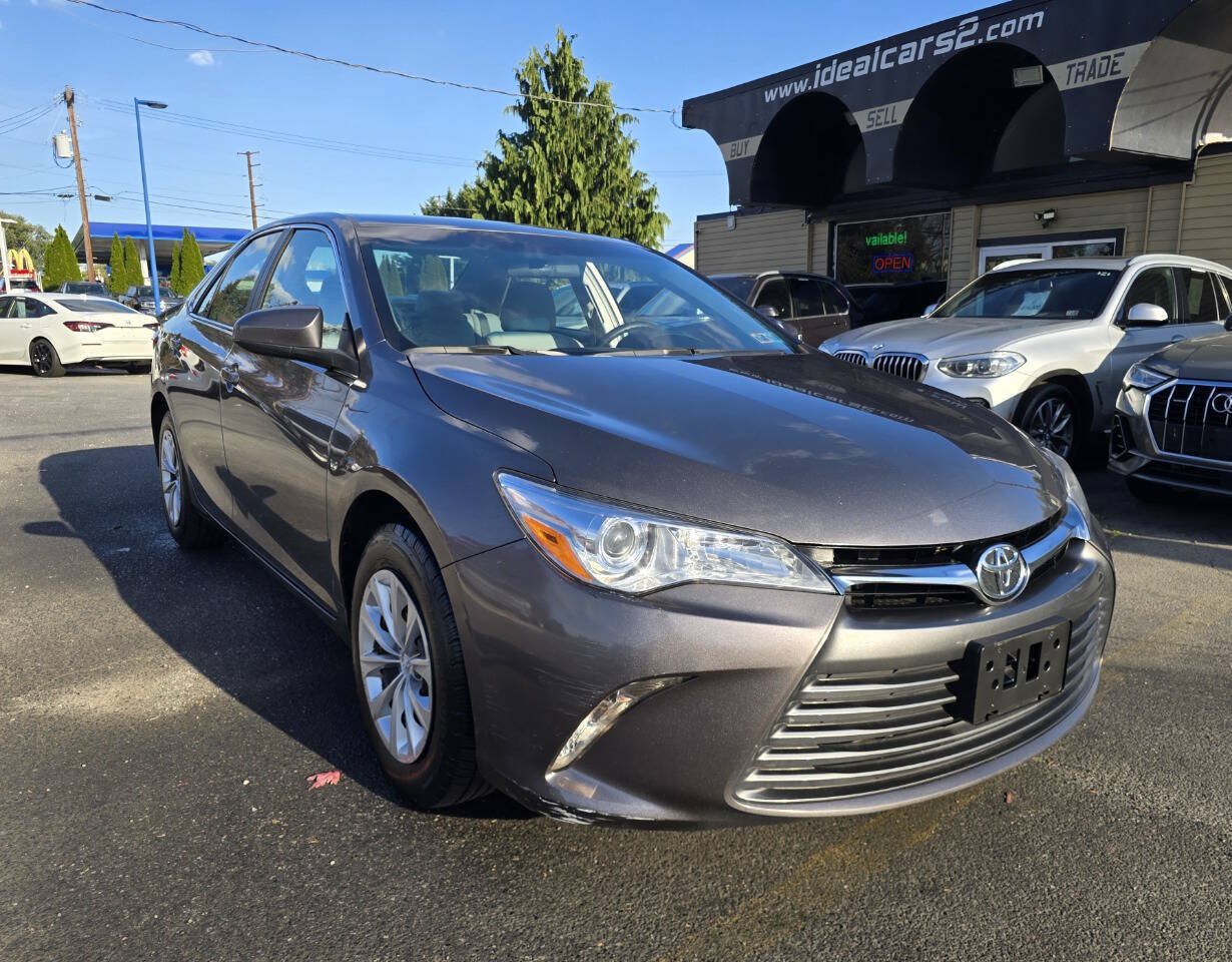 Used 2016 Toyota Camry LE FWD image 35