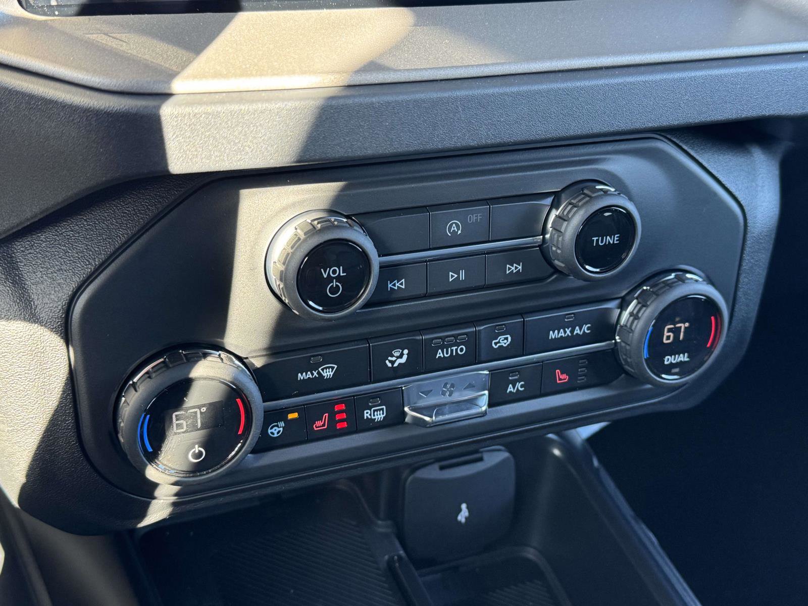 New 2026 Ford Bronco Outer Banks image 27