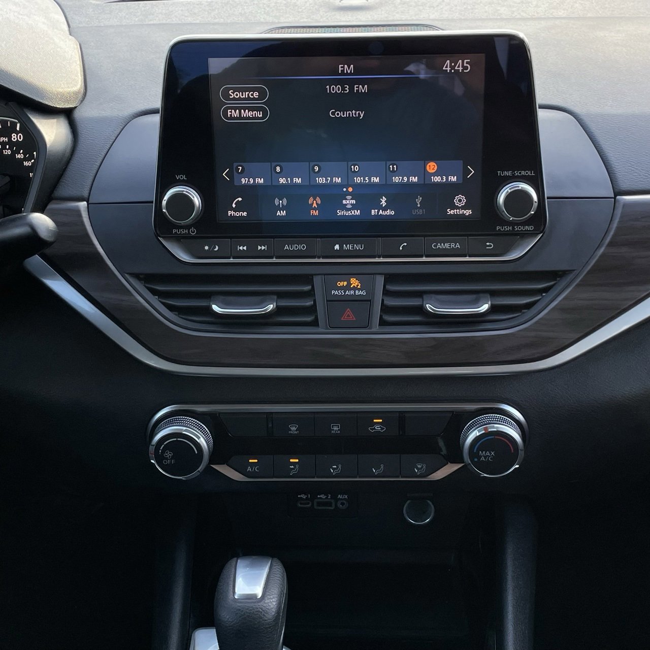 Used 2024 Nissan Altima 2.5 SV image 17