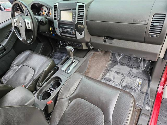 Used 2015 Nissan Xterra PRO-4X w/ Pro-4x Leather Package image 21