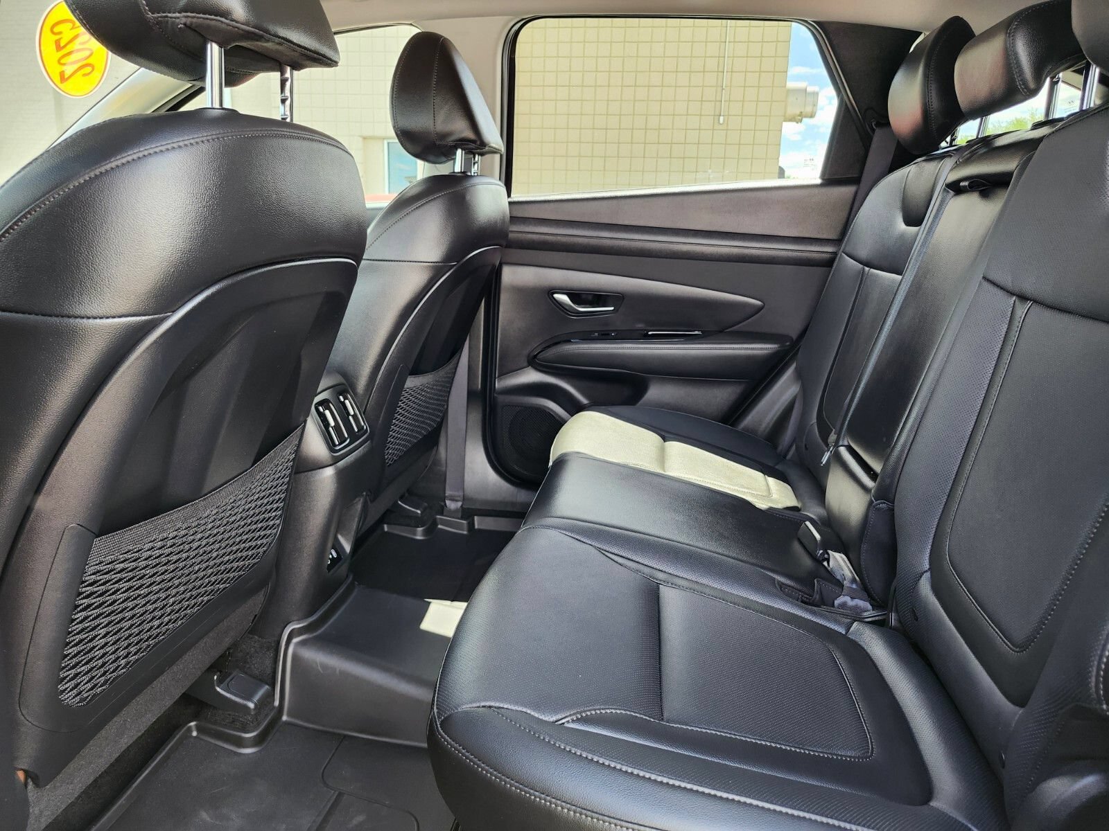 Used 2025 Hyundai Tucson Limited AWD/4WD image 16