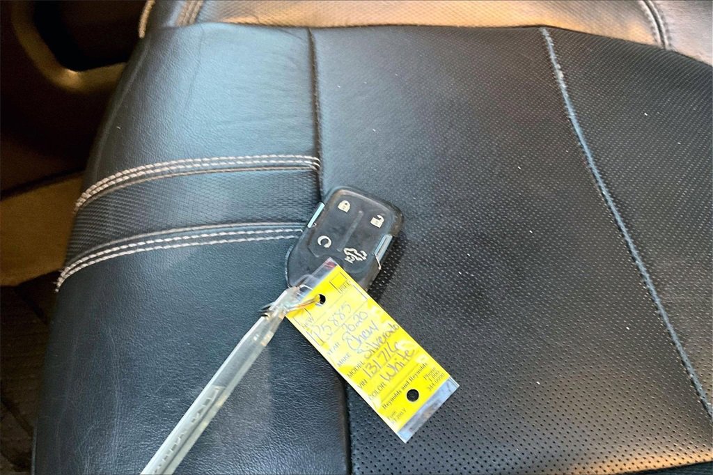 Used 2020 Chevrolet Silverado 1500 High Country w/ Safety Package II image 10