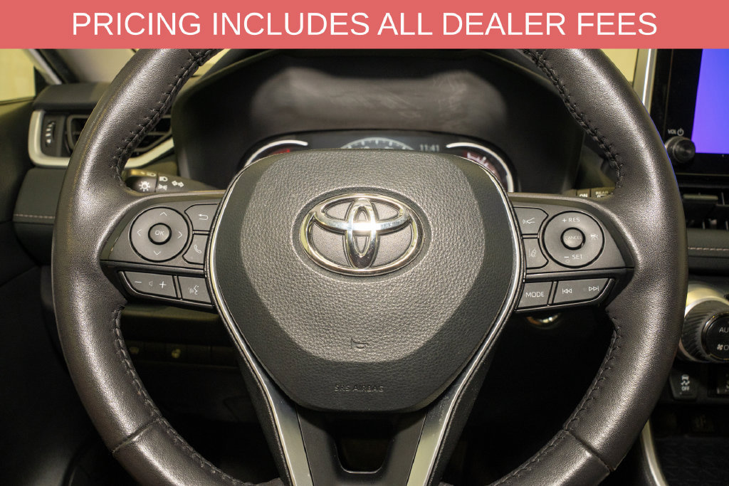 Used 2025 Toyota RAV4 XLE w/ Weather Package AWD/4WD image 18