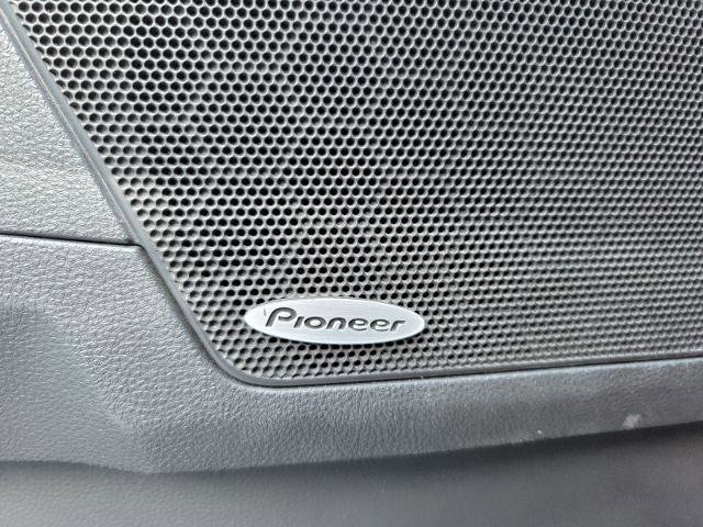 Used 2010 GMC Terrain SLT image 21