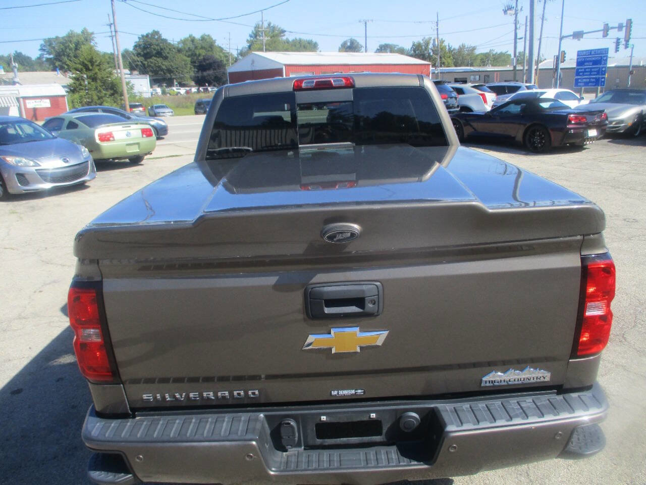 Used 2014 Chevrolet Silverado 1500 High Country w/ High Country Premium Package image 5