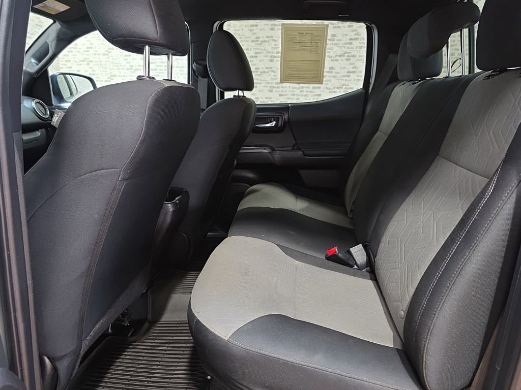 Used 2023 Toyota Tacoma TRD Sport w/ Black Out Package (TMS) image 15