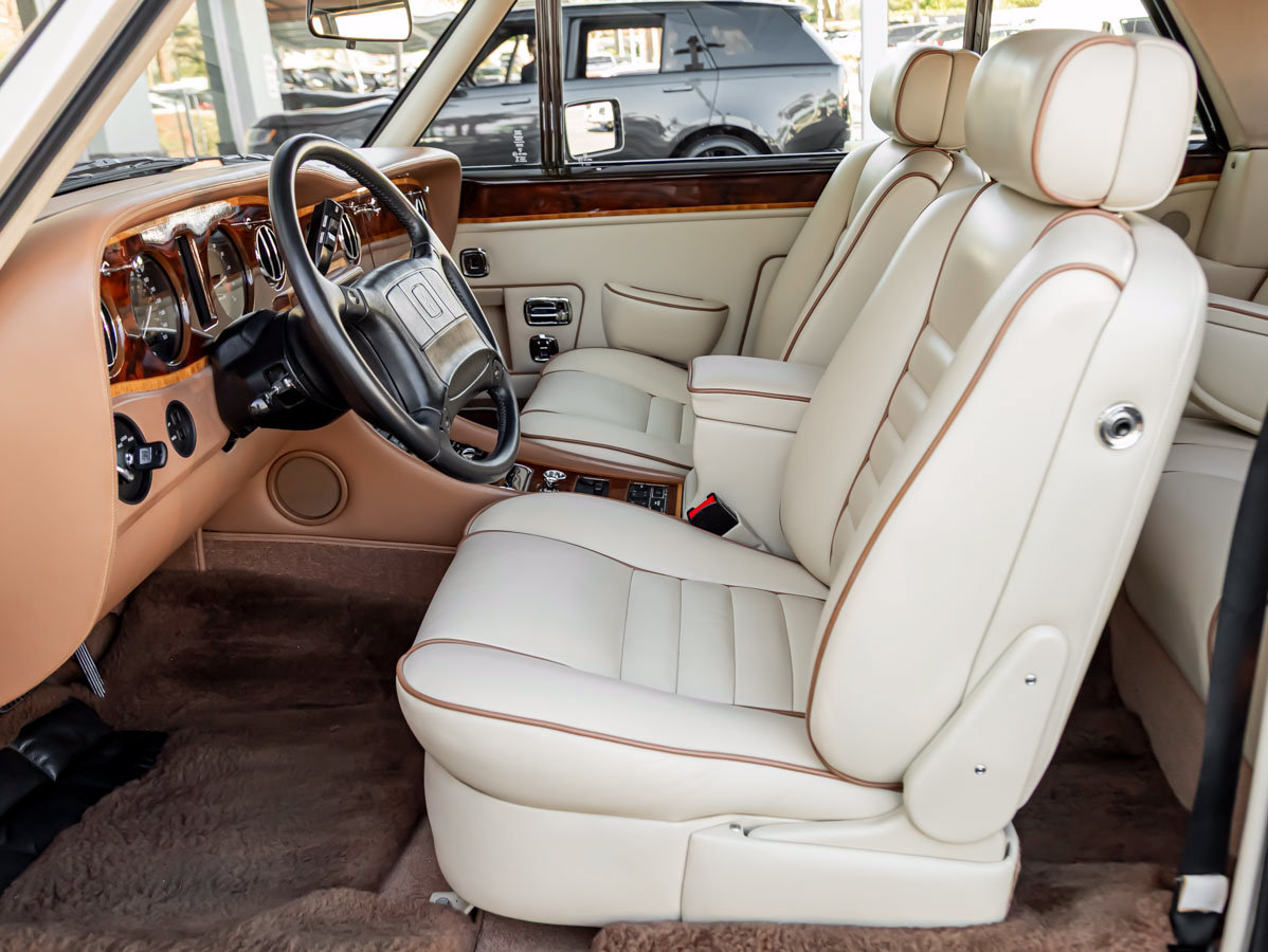 Used 1991 Rolls-Royce Corniche III RWD image 18