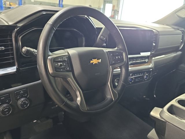 Used 2023 Chevrolet Silverado 1500 LT image 19