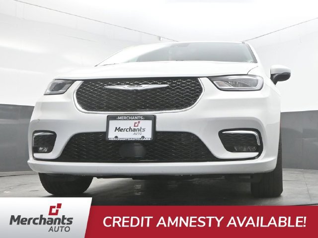 Used 2023 Chrysler Pacifica Touring-L AWD/4WD image 34