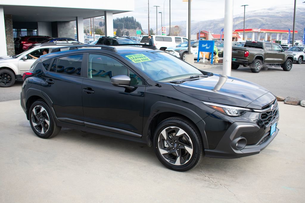 Certified 2025 Subaru Crosstrek 2.5i Limited w/ Crosstrek Mirror Package image 7