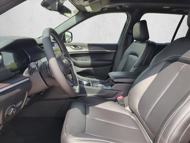New 2026 Jeep Grand Cherokee Limited RWD video 3