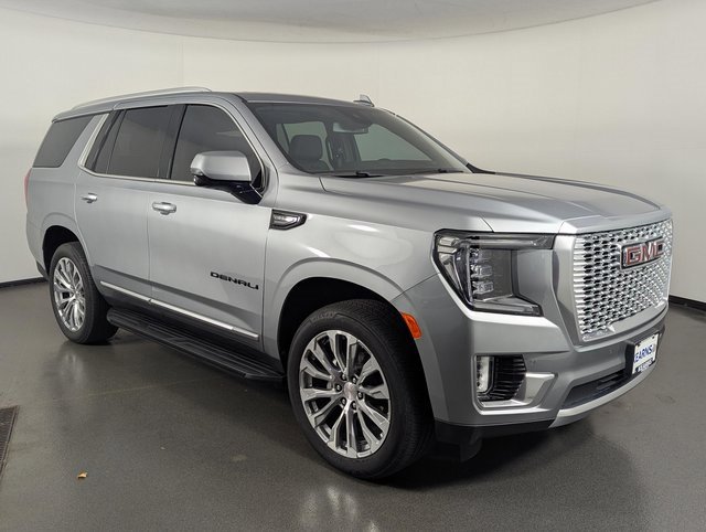 Used 2024 GMC Yukon Denali image 2