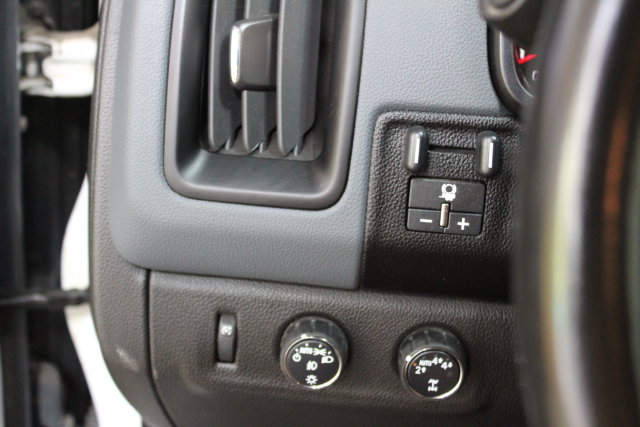 Used 2021 Chevrolet Colorado Z71 AWD/4WD image 15